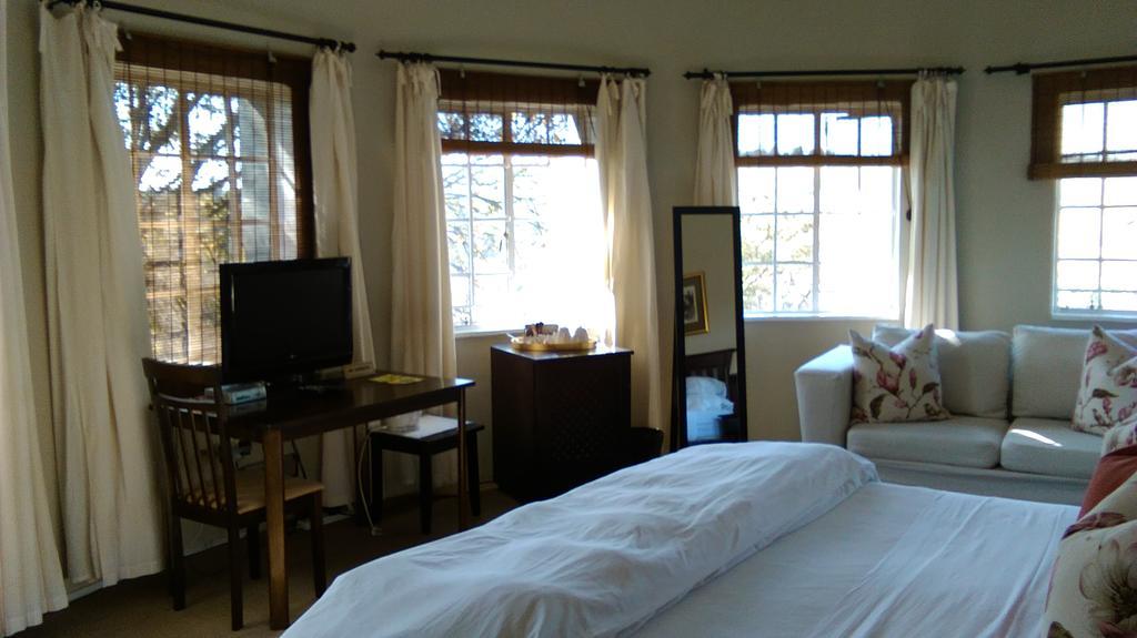 Chartwell Castle & Guest House Dış mekan fotoğraf